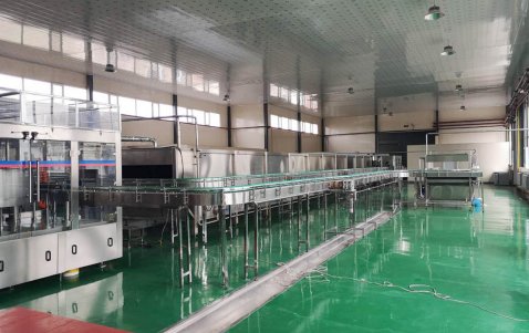 祝賀山東匯冠成功建立年產1000噸啤酒廠項